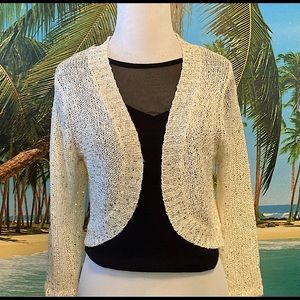 Thin knit short jacket